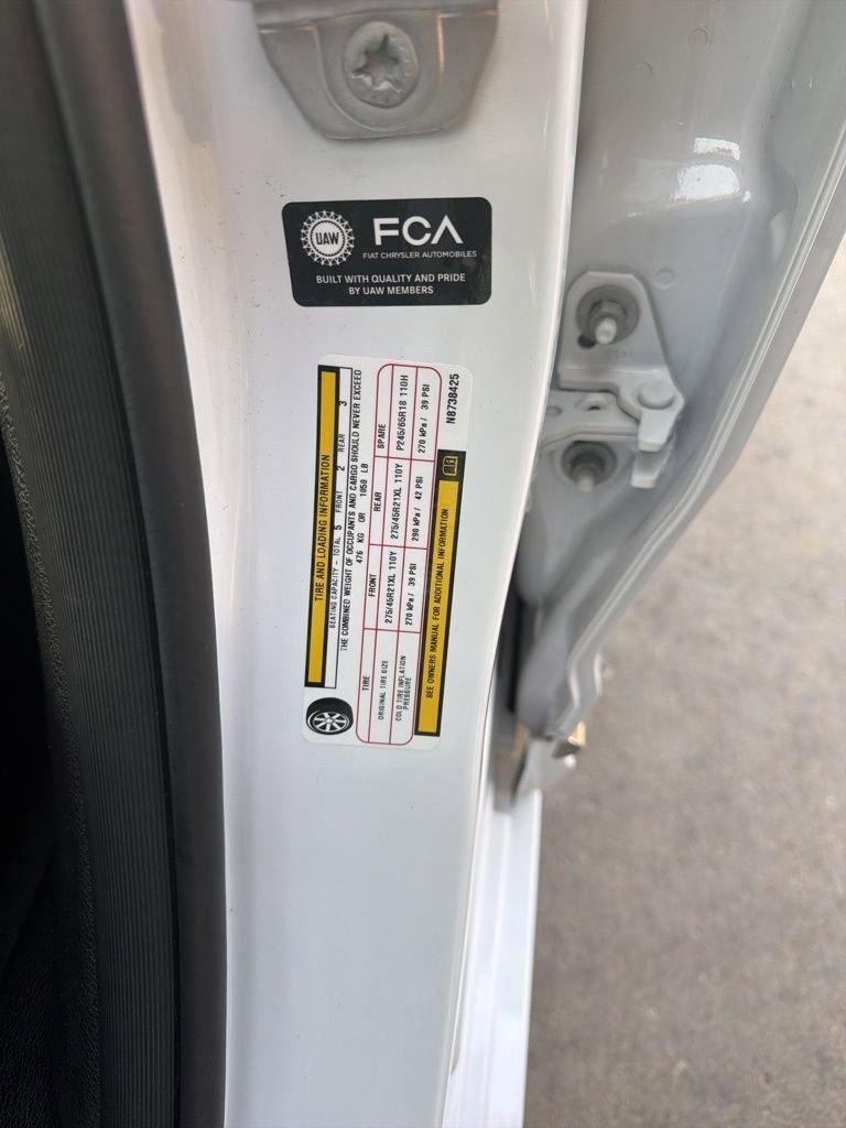 2022 Jeep Grand Cherokee Summit