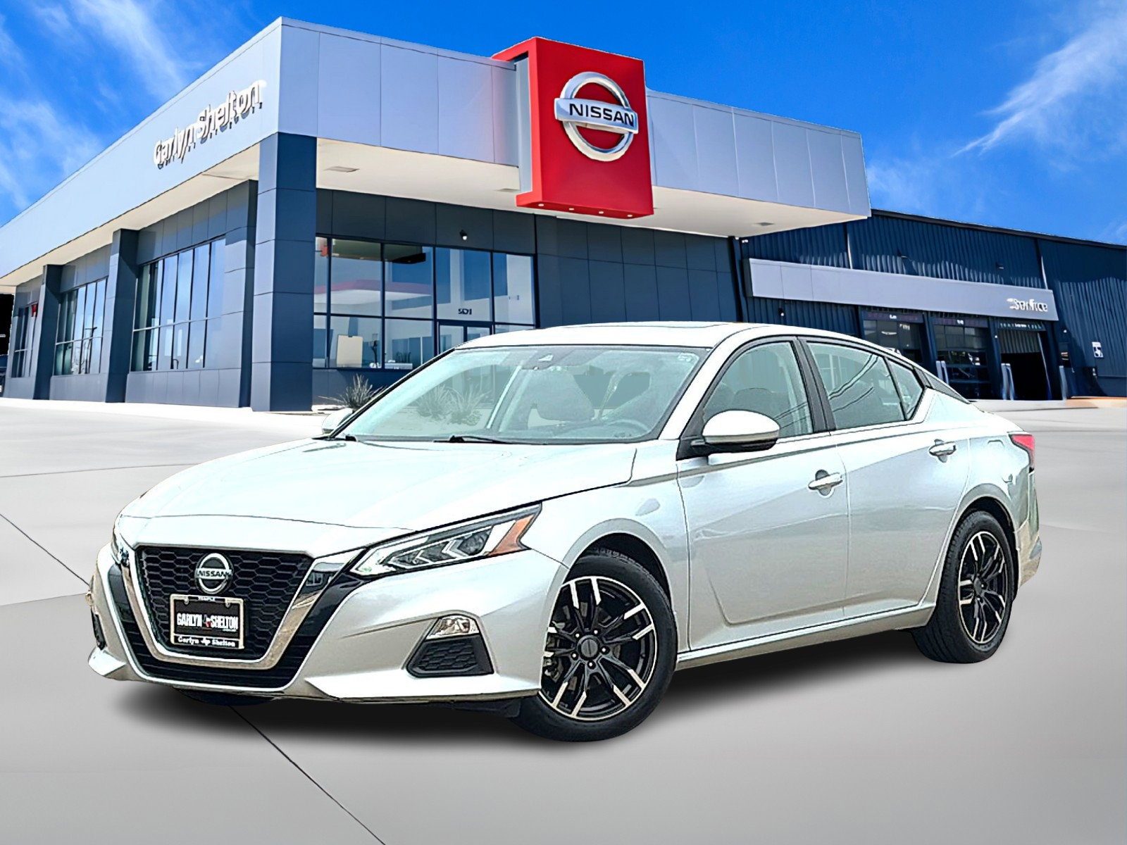 Used 2022 Nissan Altima 2.5 SV w/ SV Premium Package