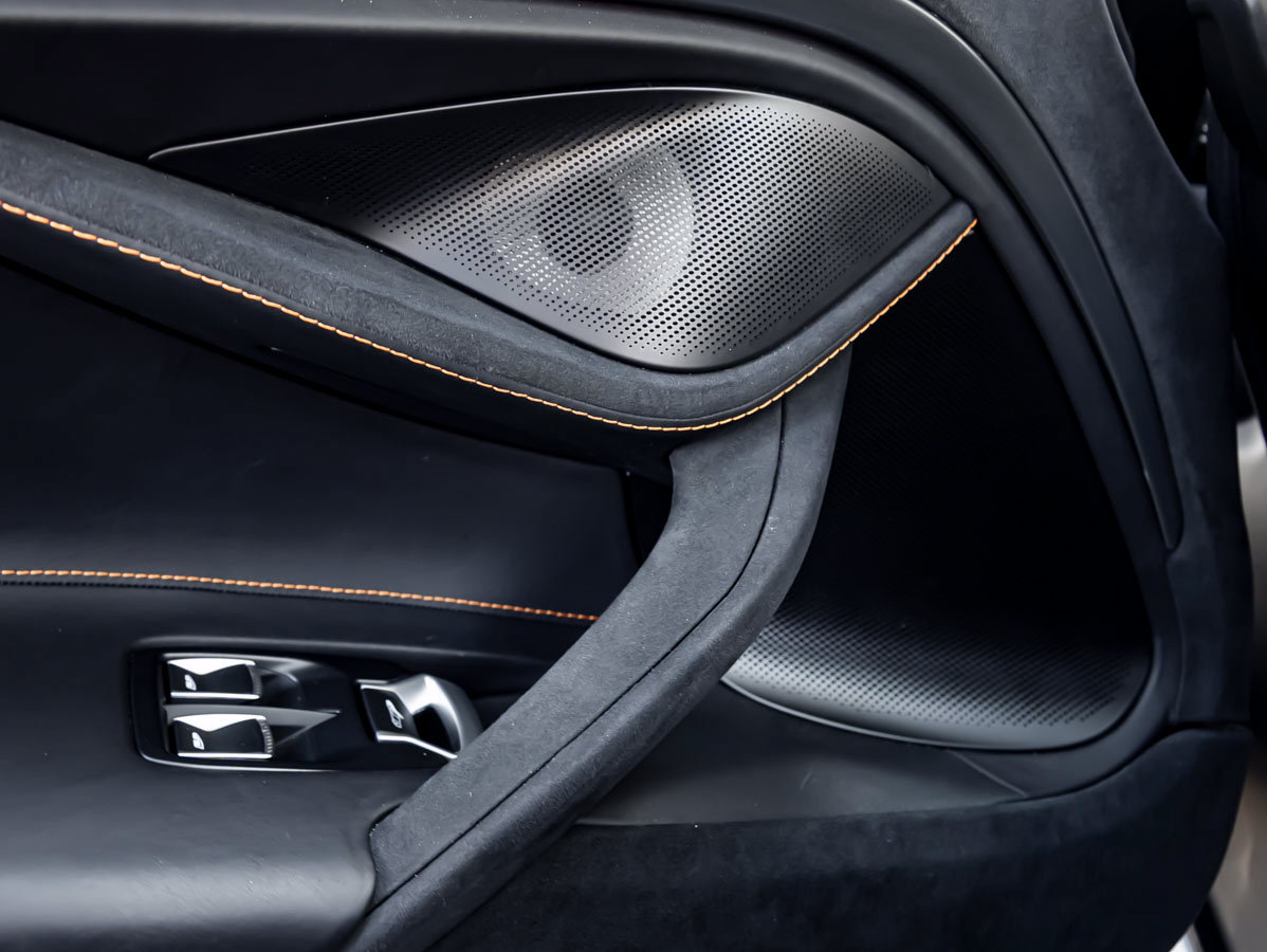 Used 2025 McLaren 750S photo 28