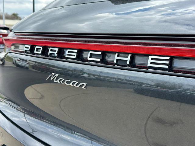 2021 Porsche Macan