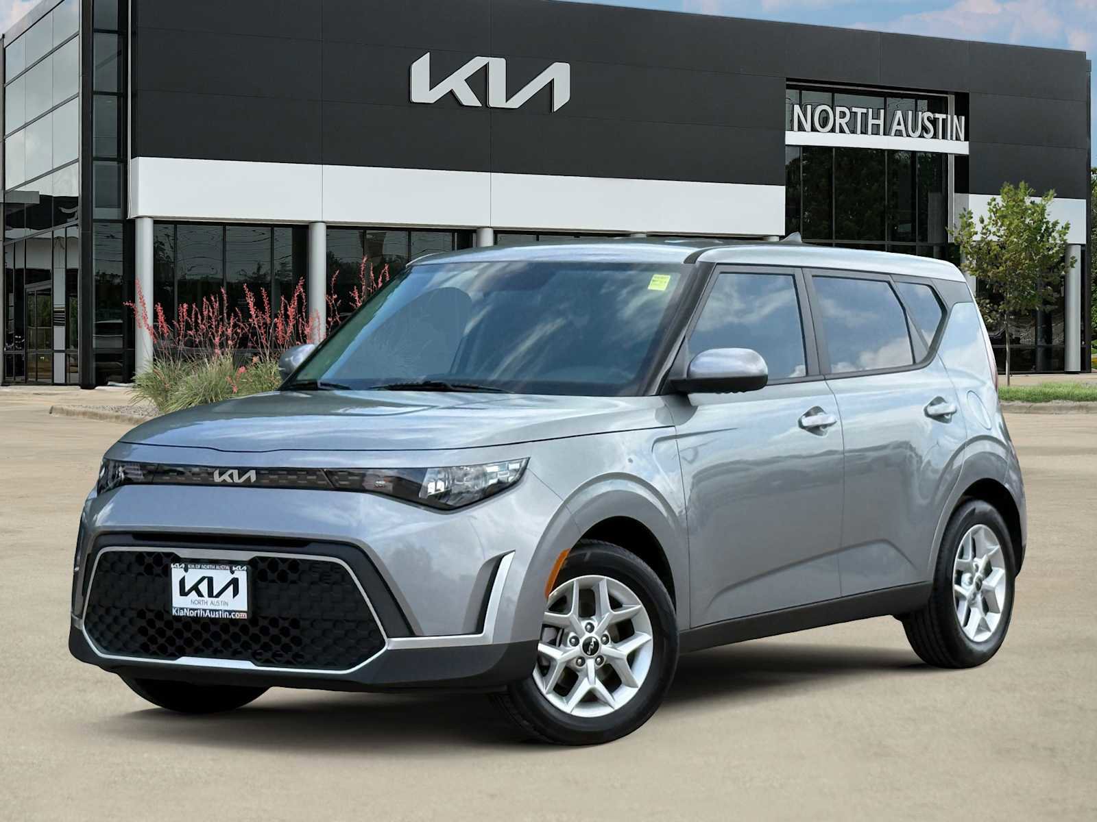 Certified 2025 Kia Soul LX w/ LX Technology Package