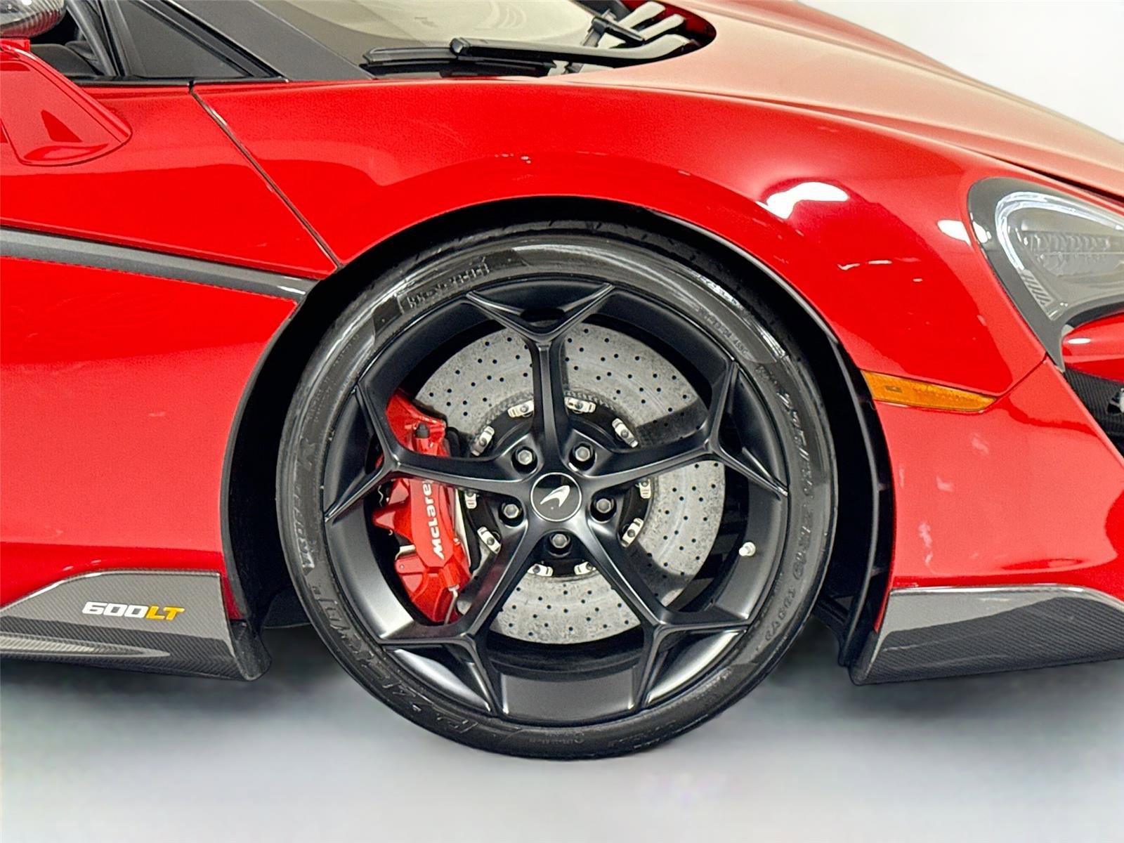 Used 2019 McLaren 600LT photo 38