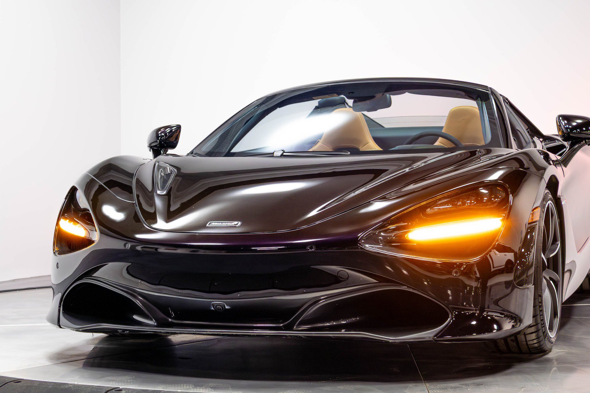 Used 2019 McLaren 720S Luxury photo 82