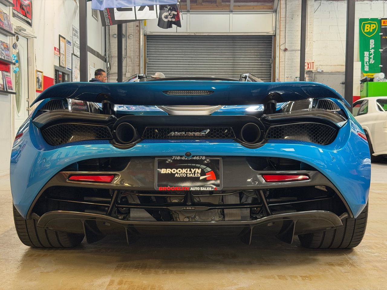 Used 2020 McLaren 720S Luxury photo 8