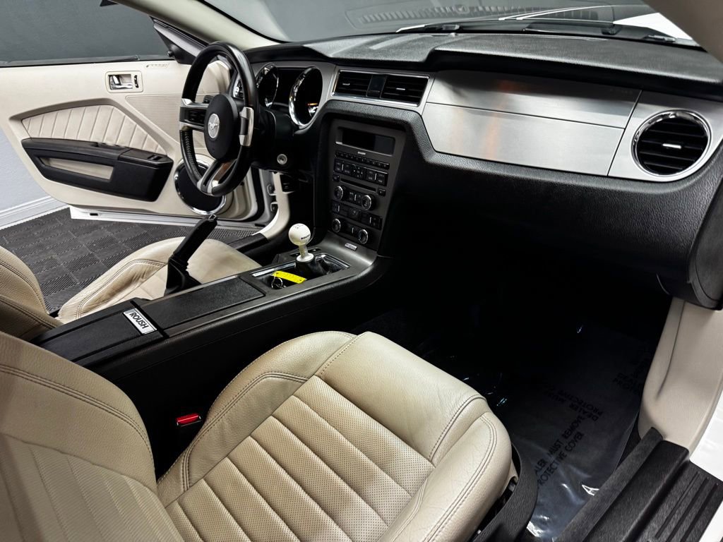 2011 Ford Mustang GT Premium