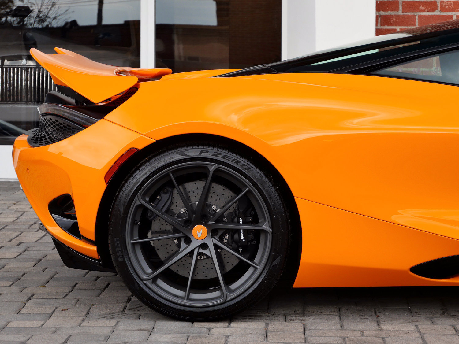 Used 2025 McLaren 750S photo 16