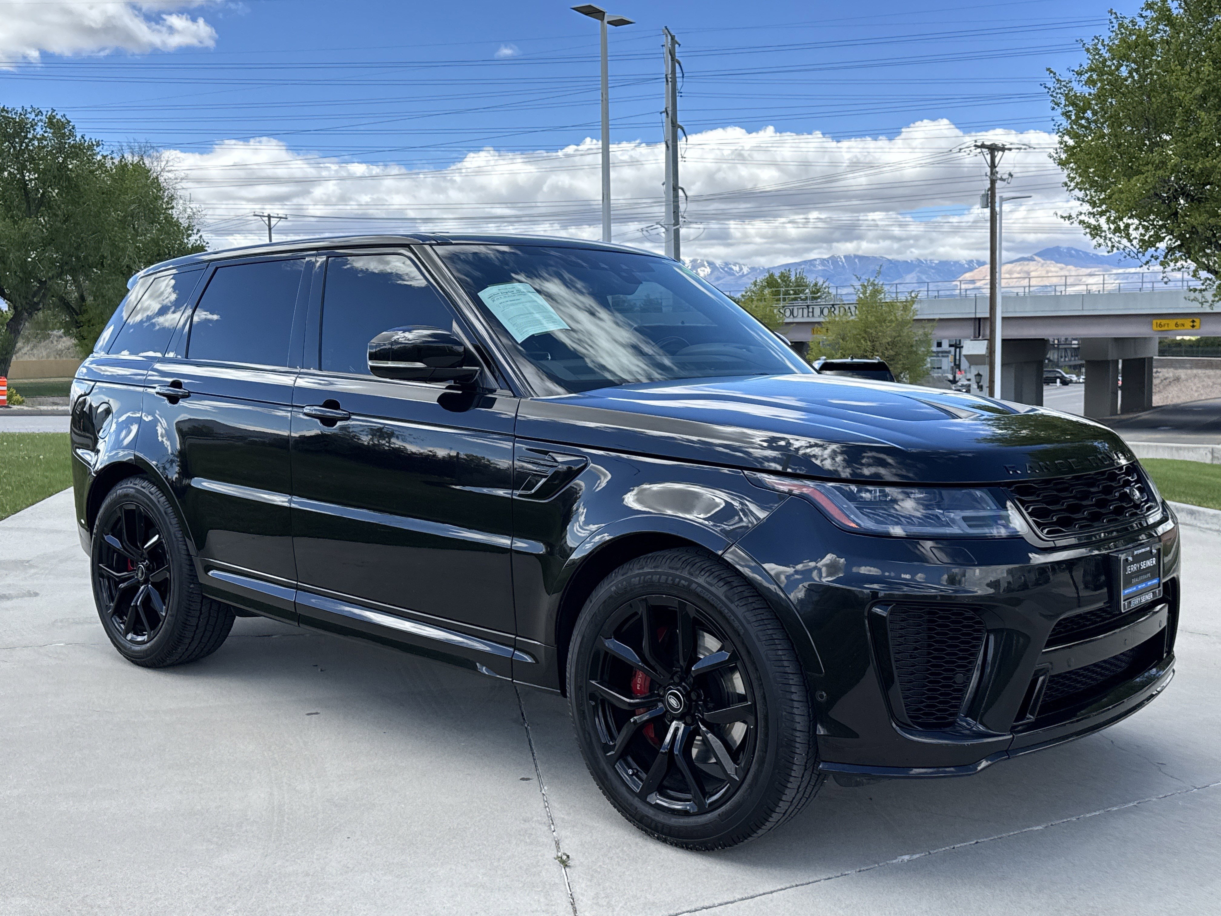 2021 Land Rover Range Rover Sport SVR