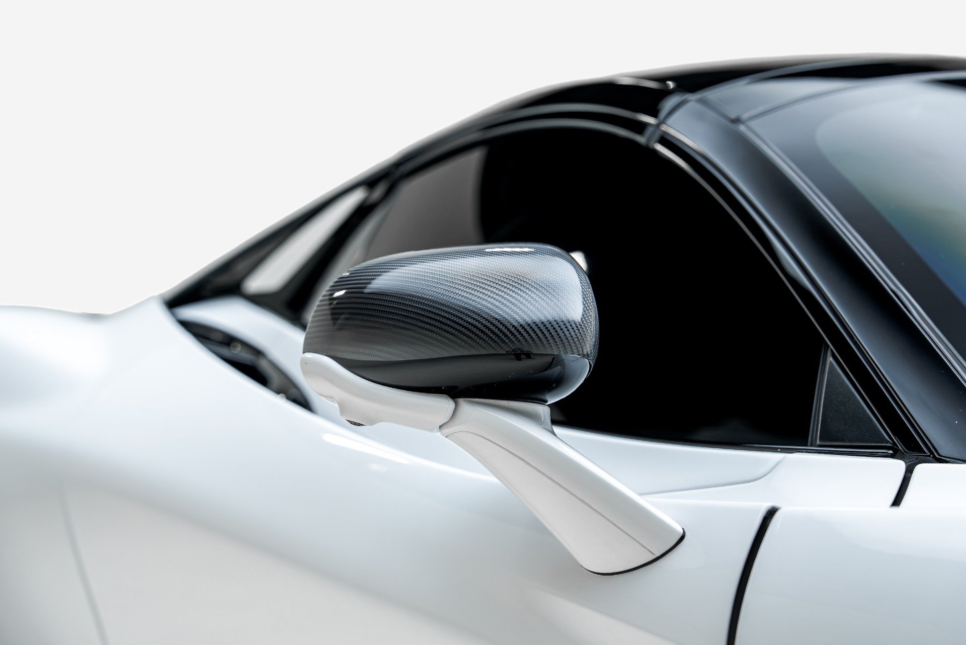 Used 2024 McLaren 750S Spider photo 33
