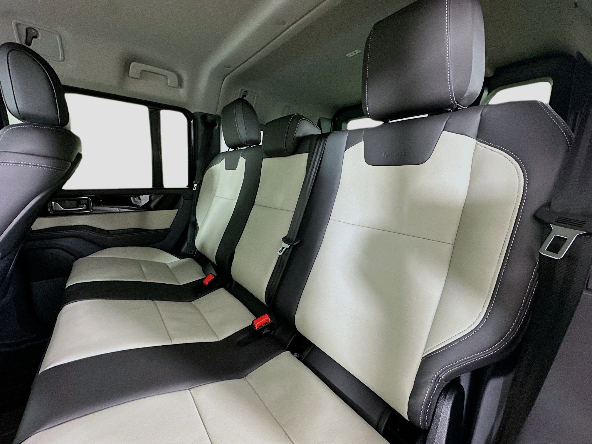 2026 INEOS Grenadier Fieldmaster Edition