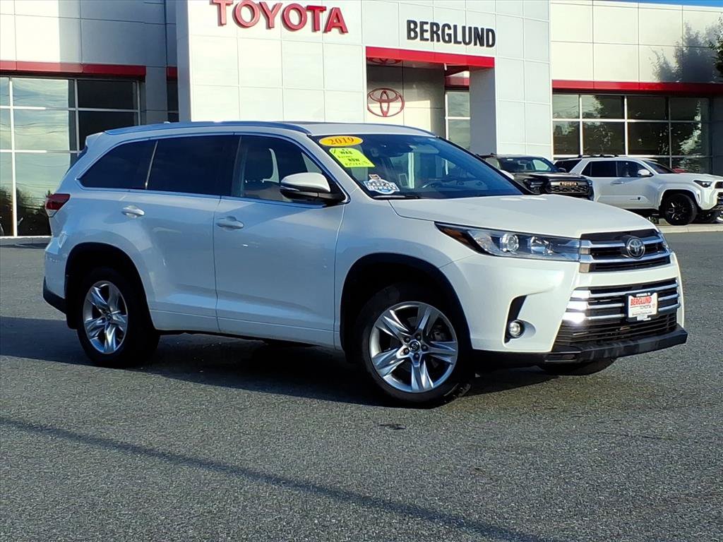 Used 2019 Toyota Highlander Limited