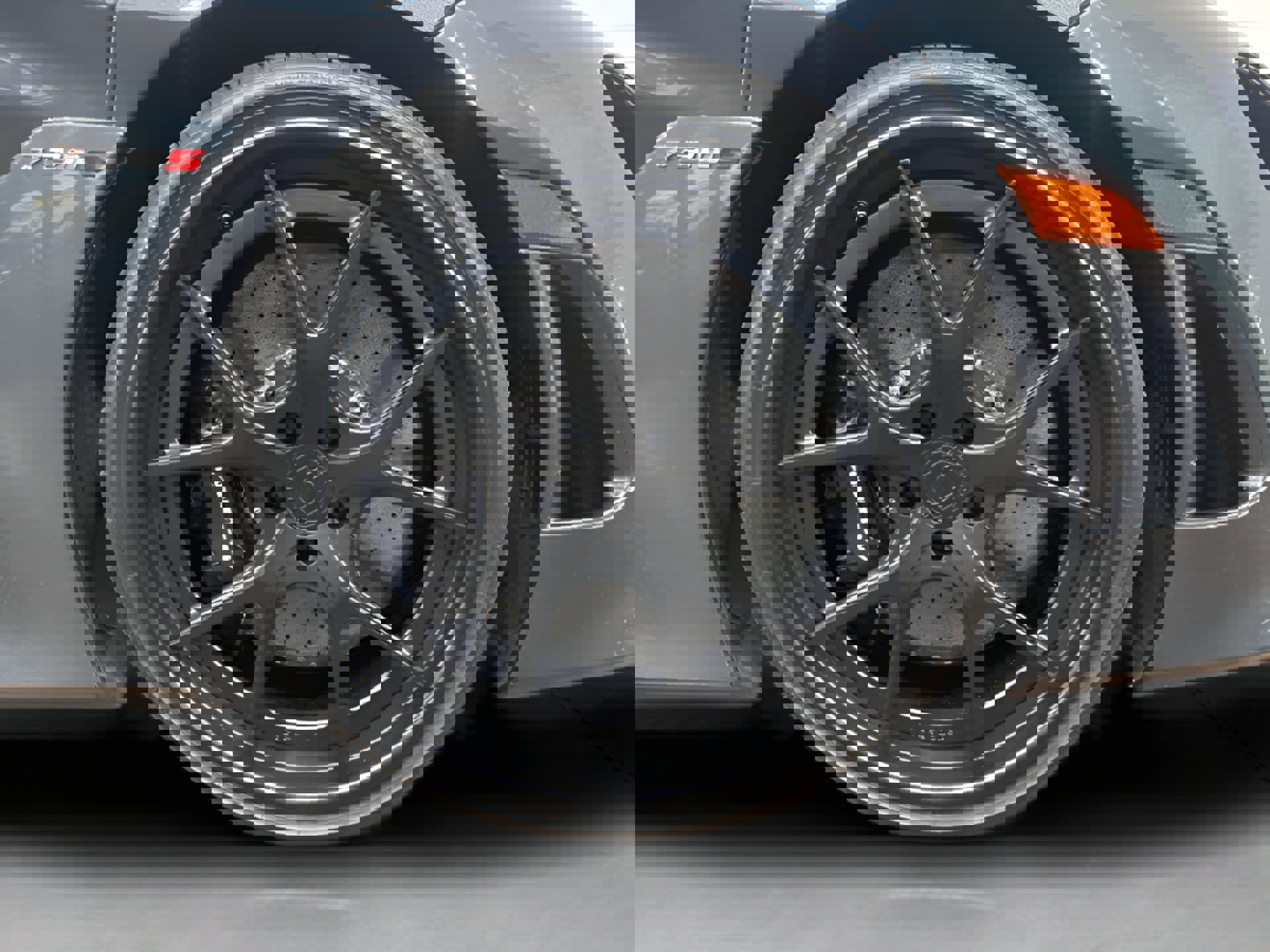 Used 2018 McLaren 720S photo 21