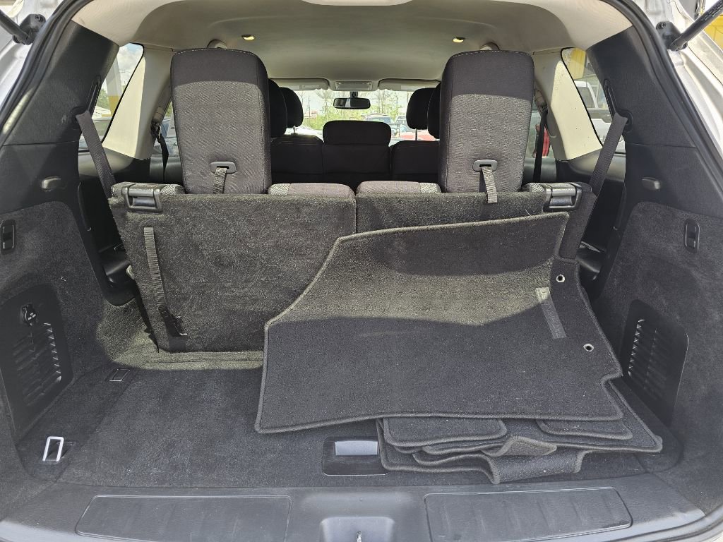 2020 Nissan Pathfinder SV