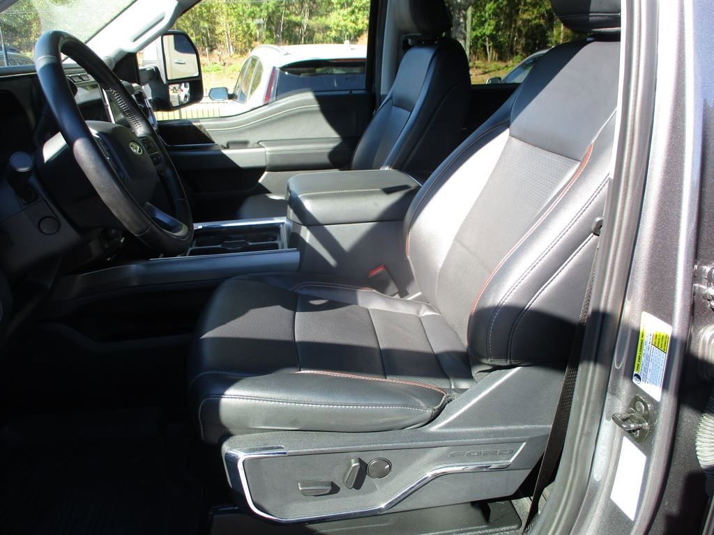 2023 Ford F350 Lariat