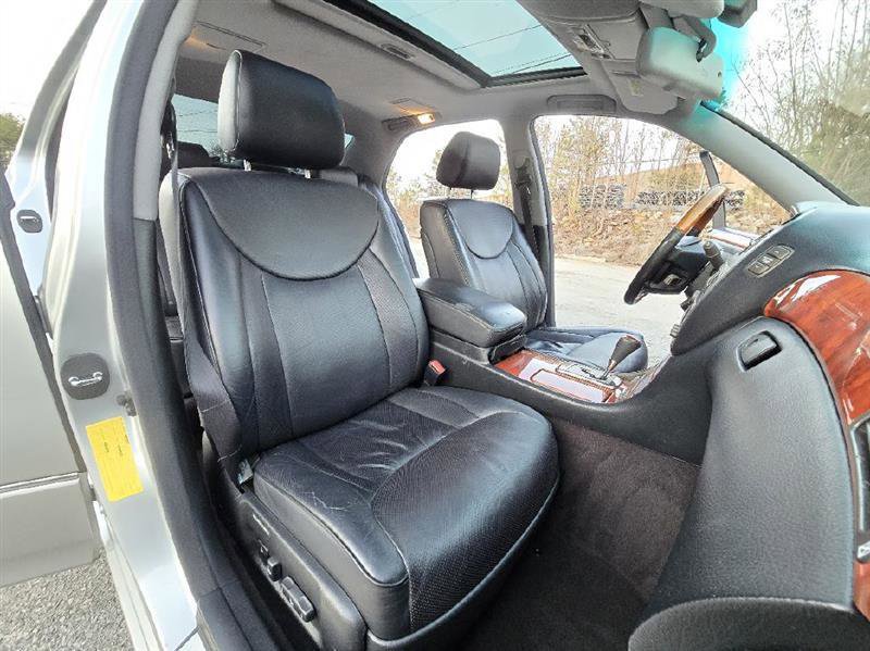 2004 Lexus LS 430