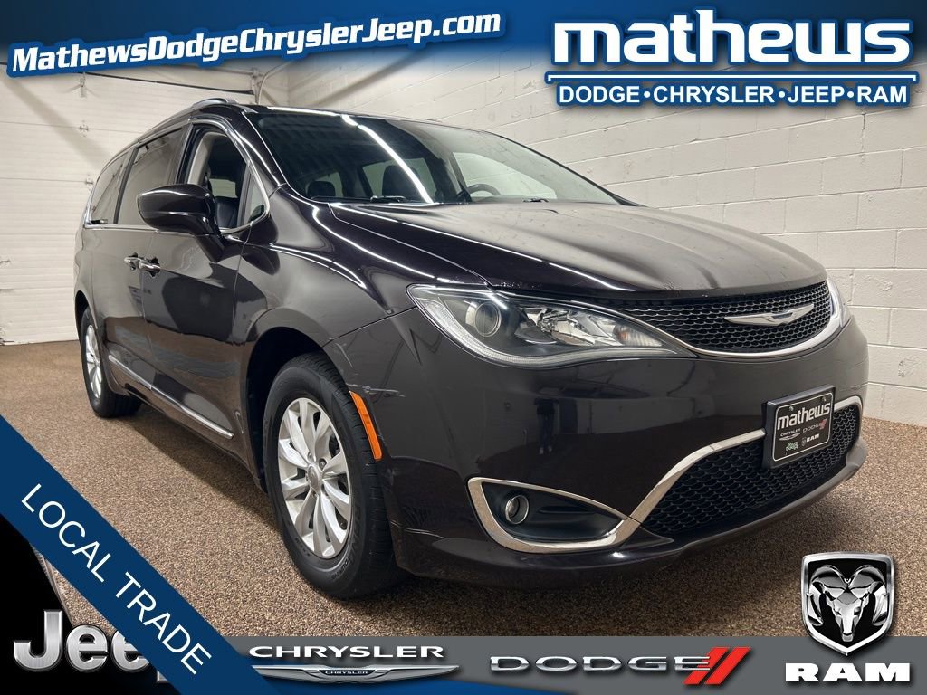 Used 2017 Chrysler Pacifica Touring-L