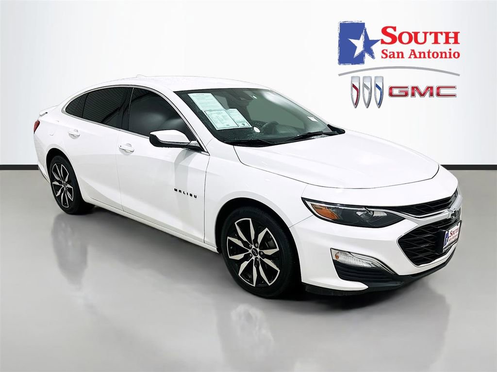 Used 2025 Chevrolet Malibu RS w/ LPO, Floor Liner Package