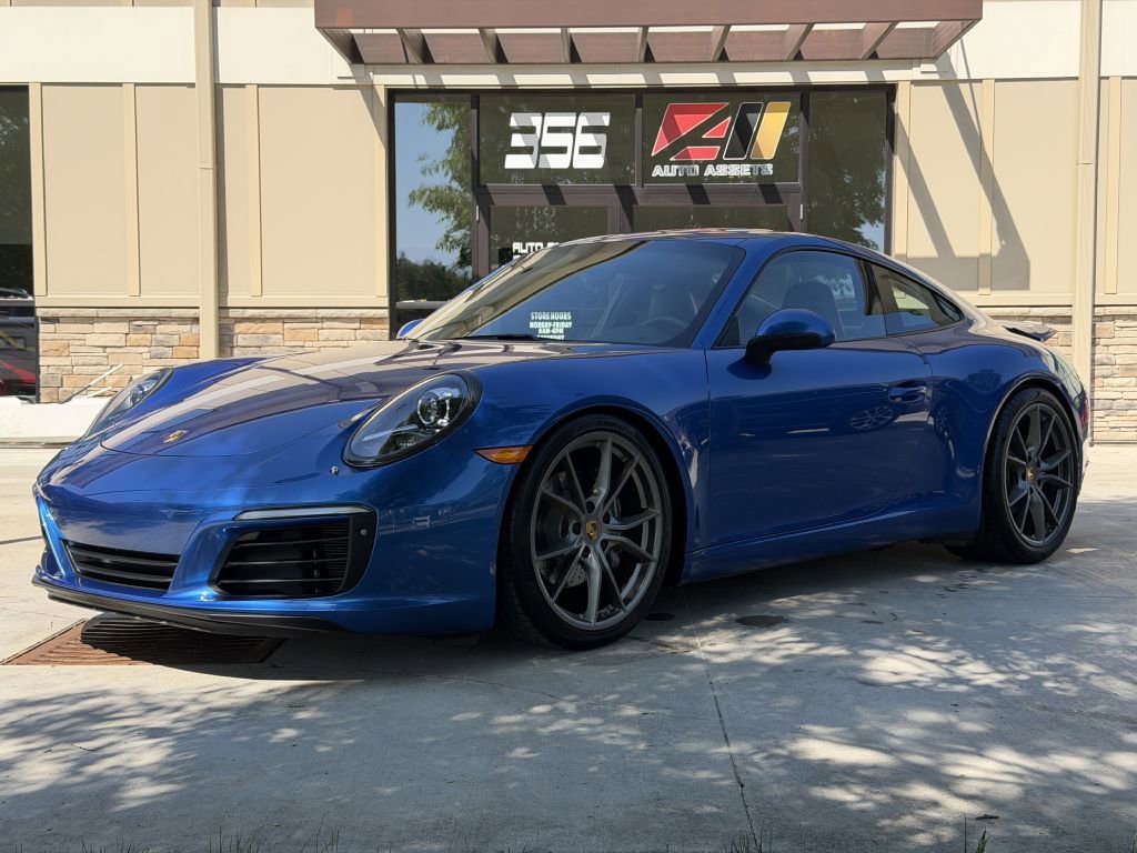 2017 Porsche 911 Carrera