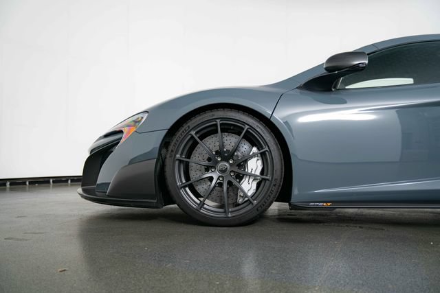 Used 2016 McLaren 675LT Coupe photo 12
