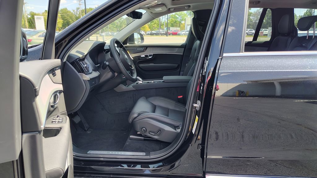 2026 Volvo Xc90 B6 Ultra