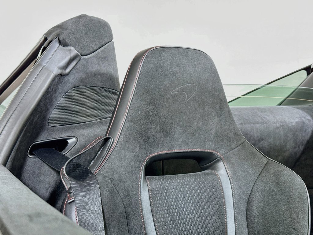 Used 2026 McLaren 750S Spider photo 22
