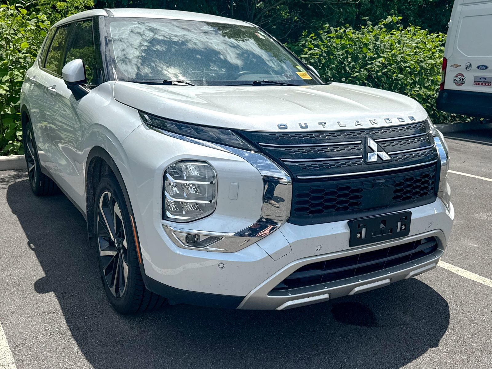 Used 2023 Mitsubishi Outlander SE
