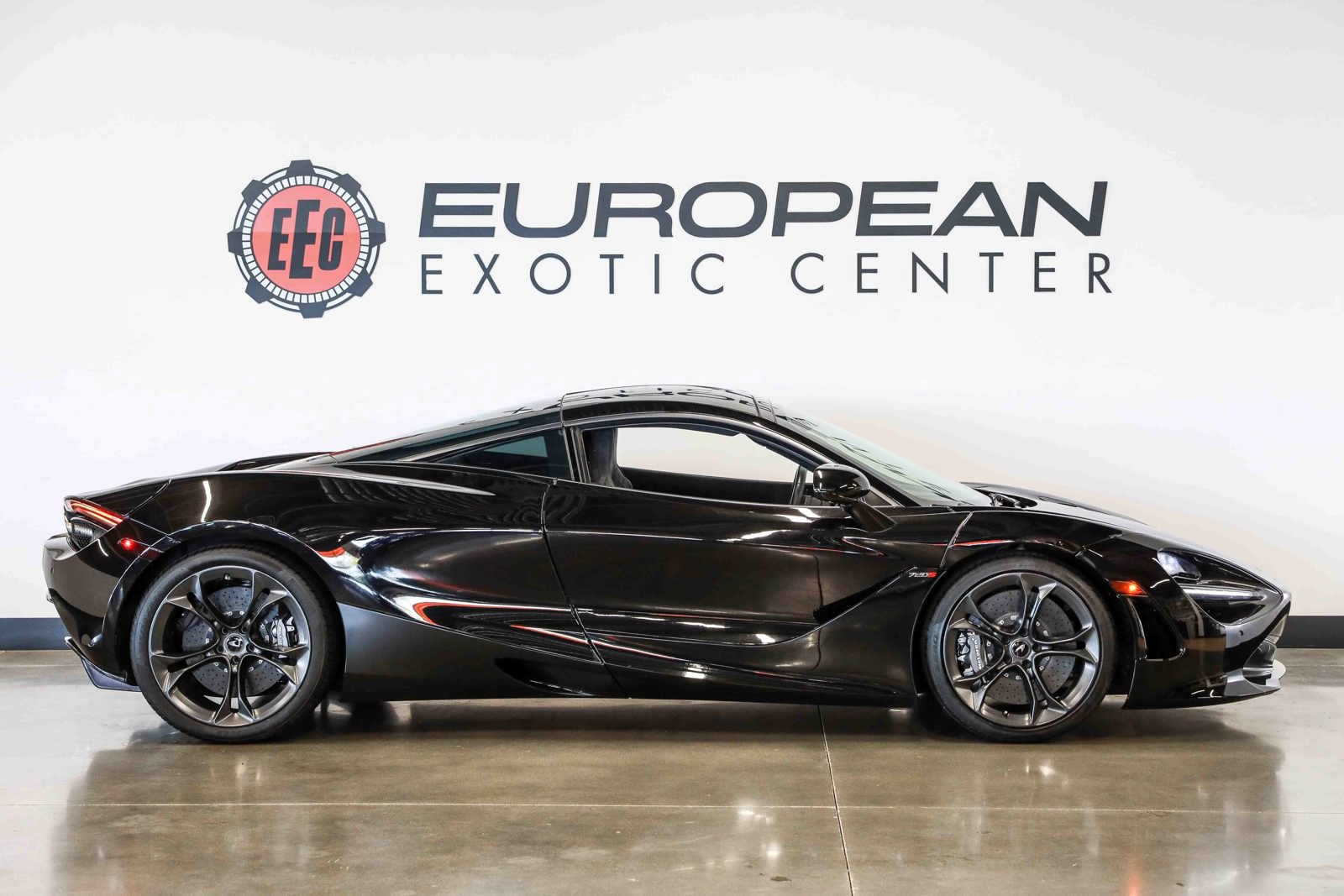 Used 2019 McLaren 720S photo 15