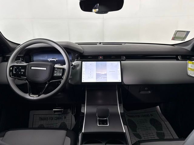 2026 Land Rover Range Rover Velar Dynamic SE