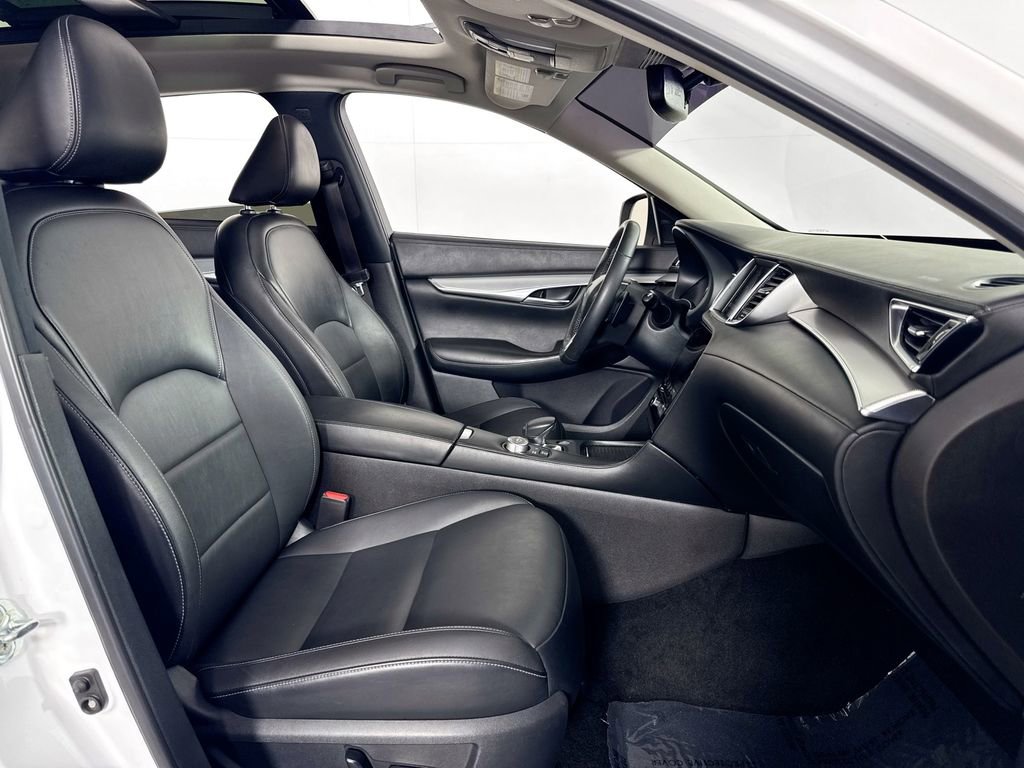 2021 INFINITI Qx50 Essential