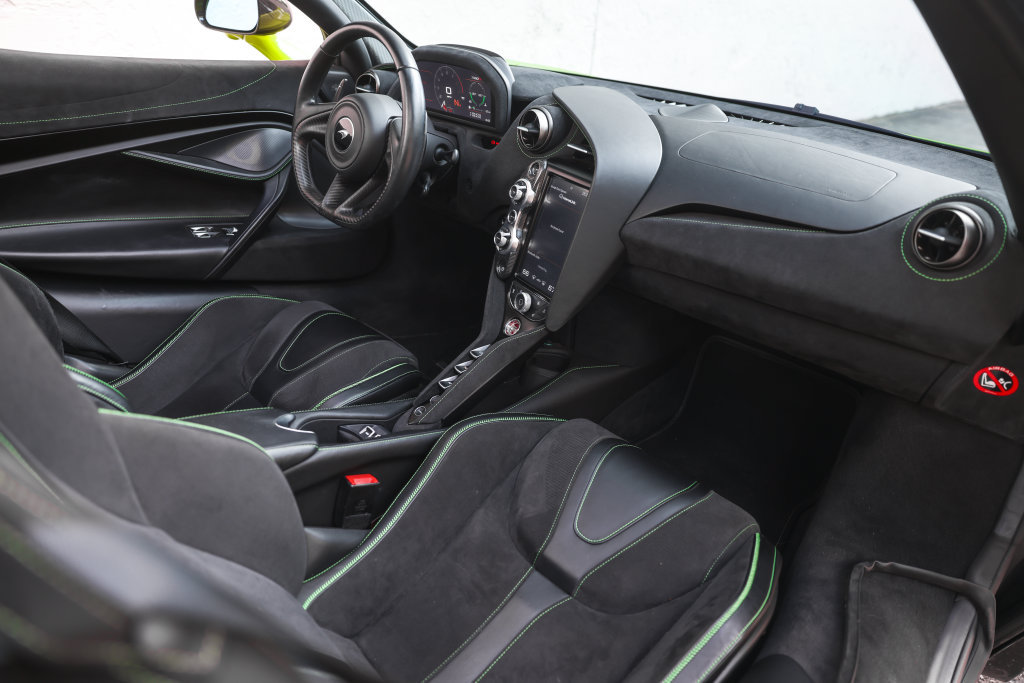 Used 2022 McLaren 720S Performance photo 30