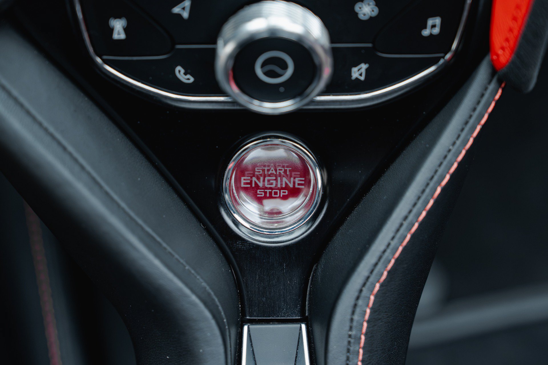 Used 2021 McLaren 720S Performance photo 48