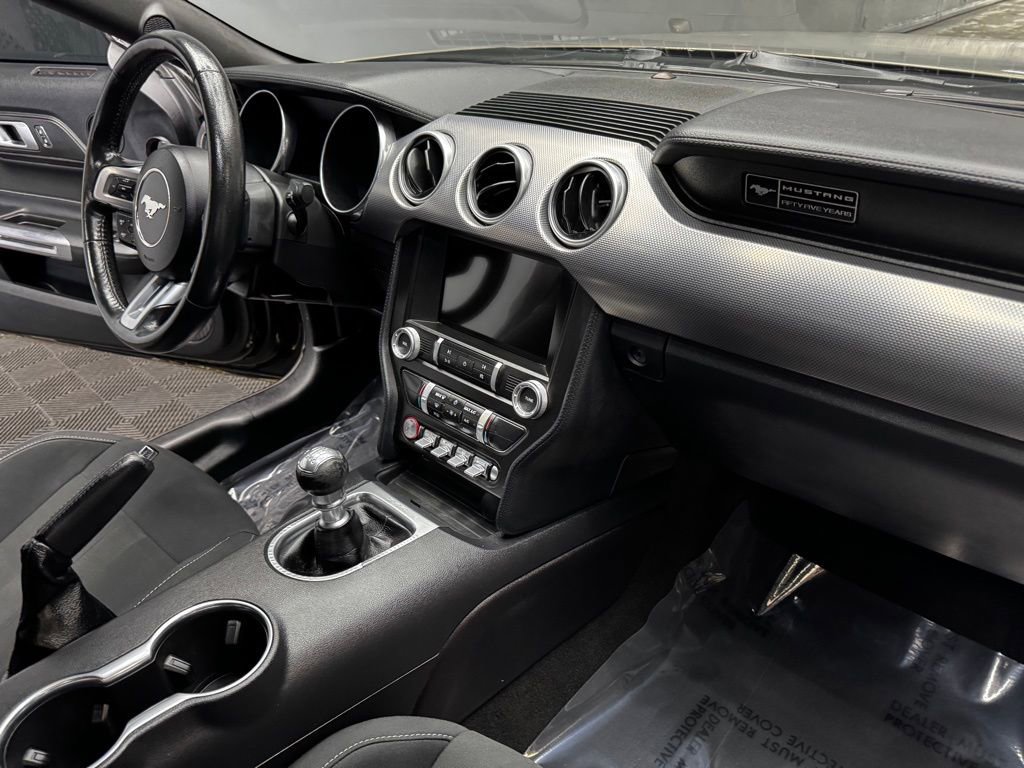 2020 Ford Mustang Coupe