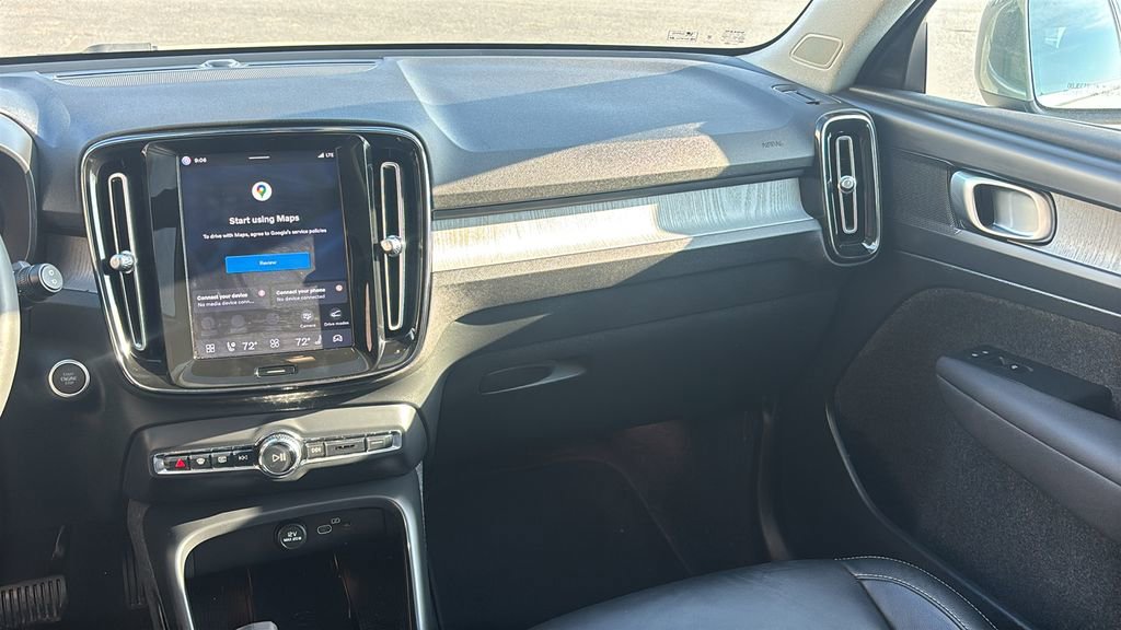 2024 Volvo Xc40 B5 Core