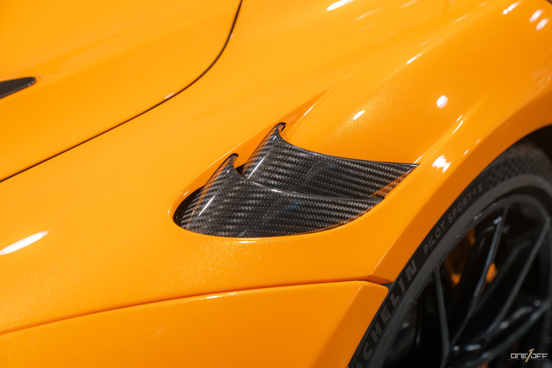 Used 2021 McLaren 765LT photo 22