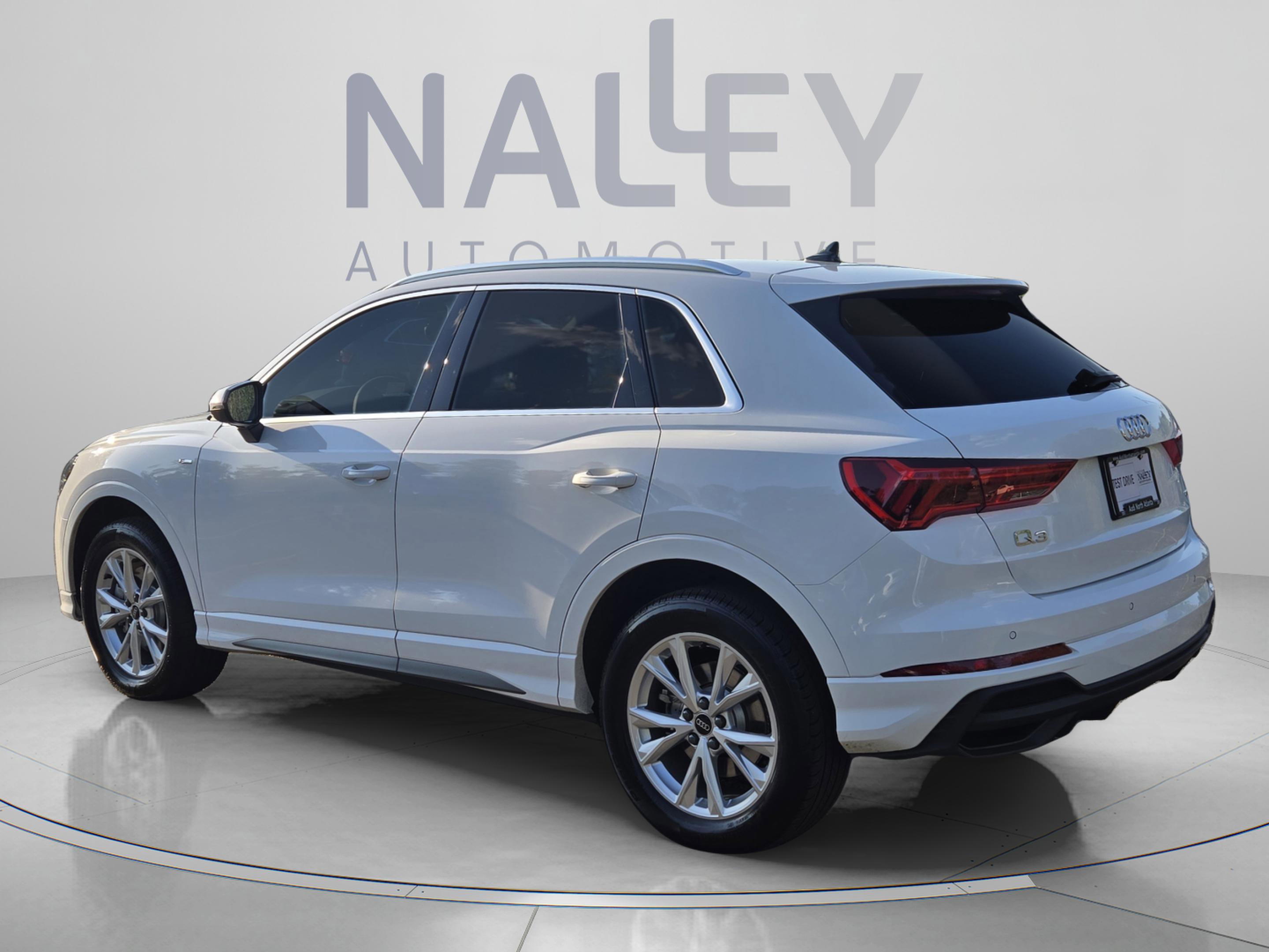 2025 Audi Q3 2.0T Premium