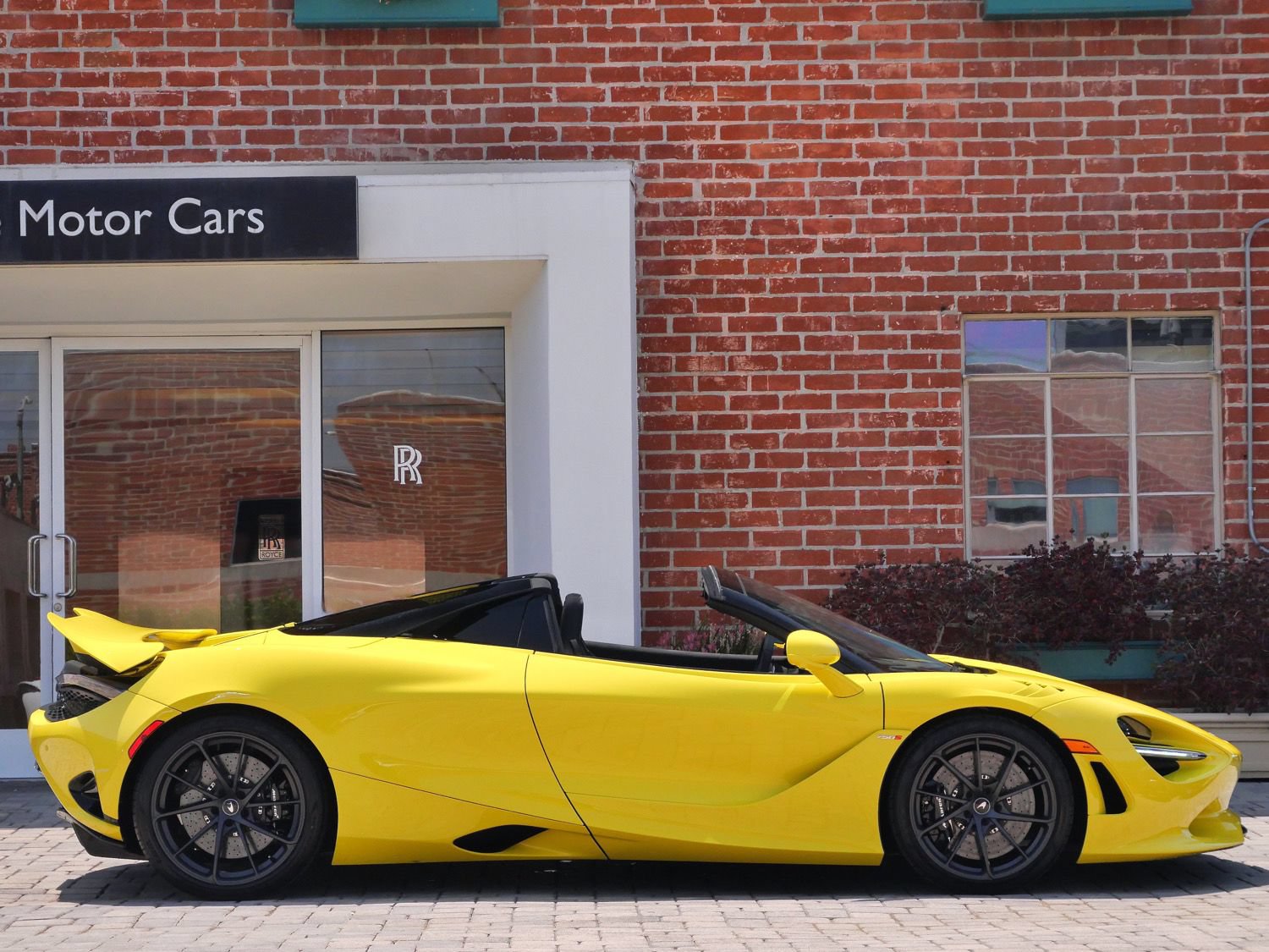 New 2027 McLaren 750S Spider 3