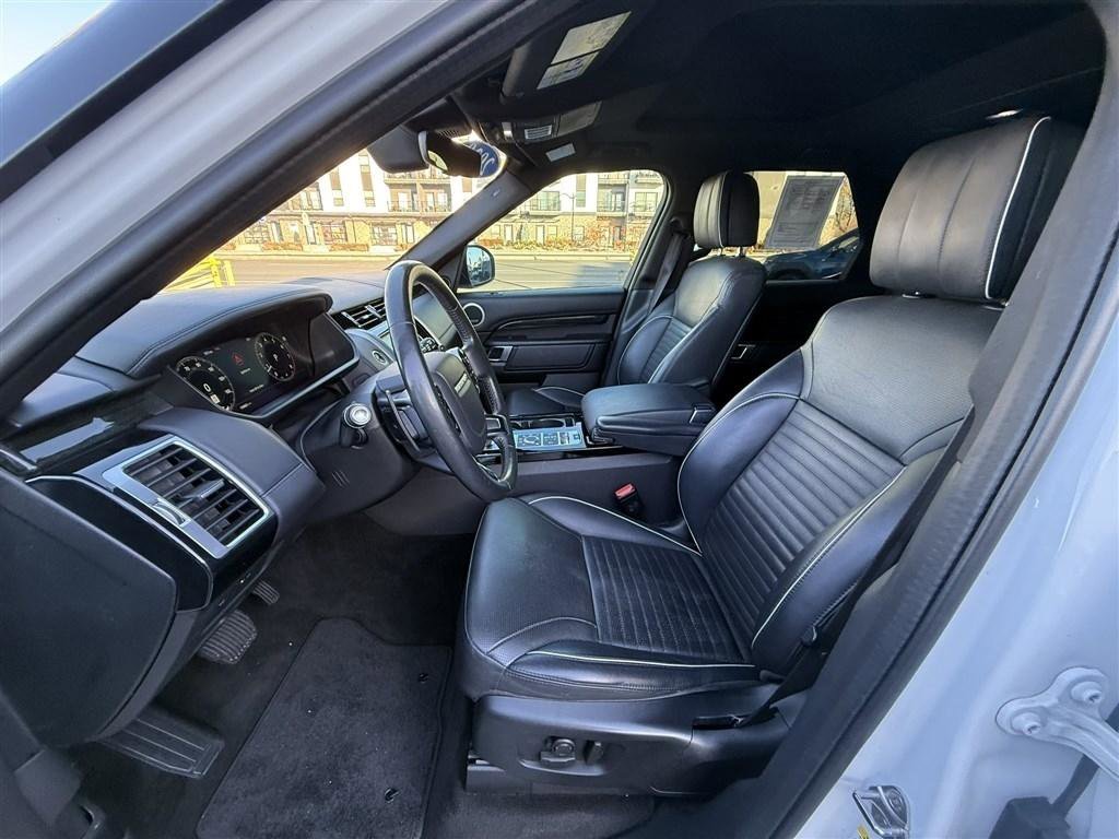 2020 Land Rover Discovery HSE Luxury