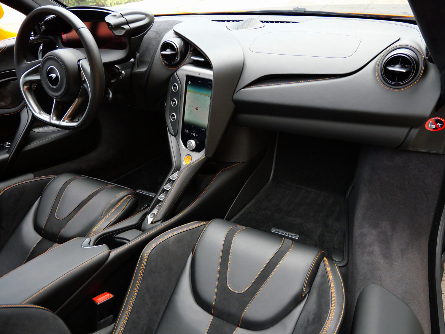 Used 2025 McLaren 750S photo 10