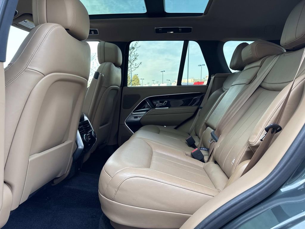 2023 Land Rover Range Rover SE