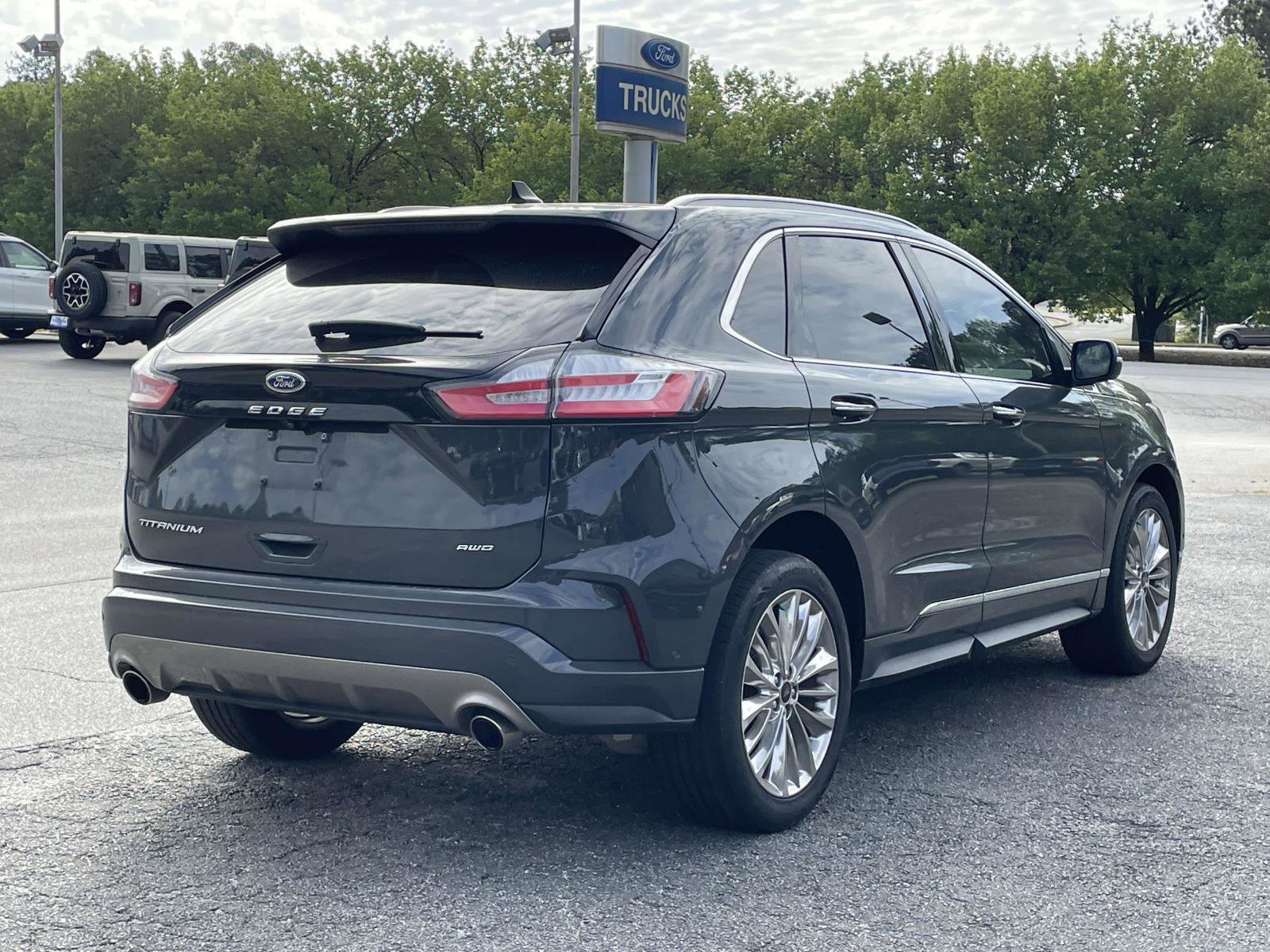 2021 Ford Edge Titanium