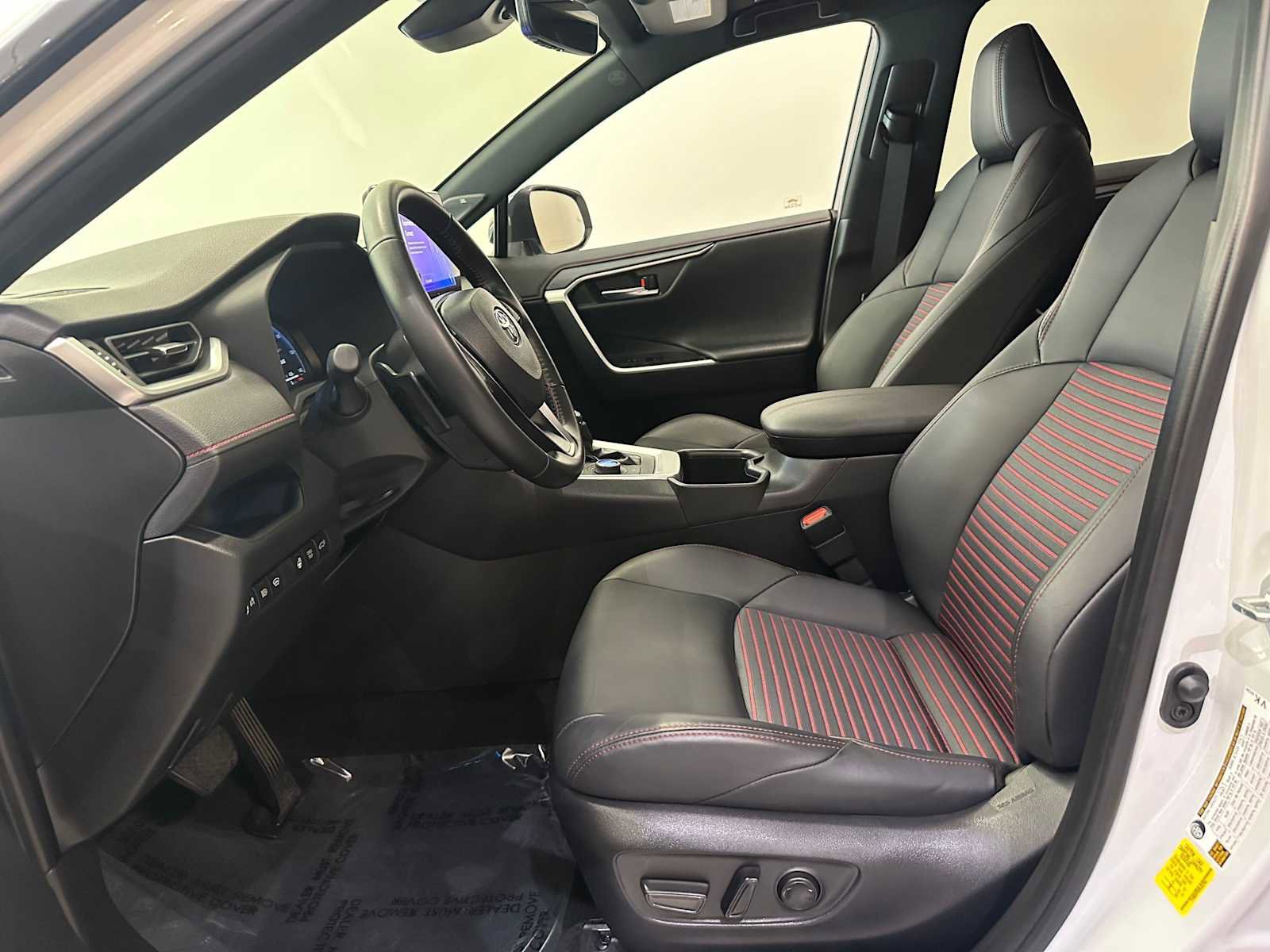 2024 Toyota RAV4 XSE