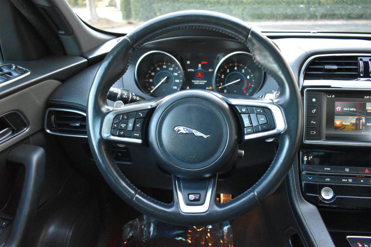 2018 Jaguar F-Pace S