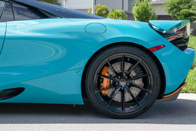 Used 2022 McLaren 720S Spider 5