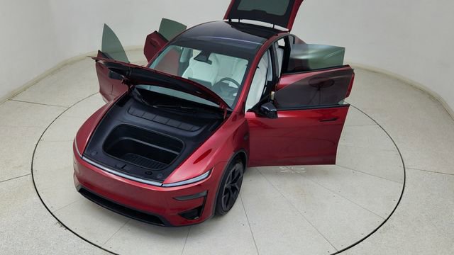 2026 Tesla Model Y Performance