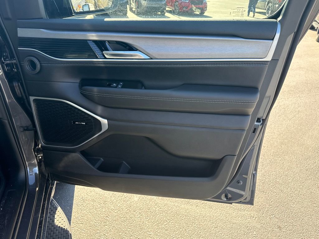 2026 Jeep Grand Wagoneer 4WD