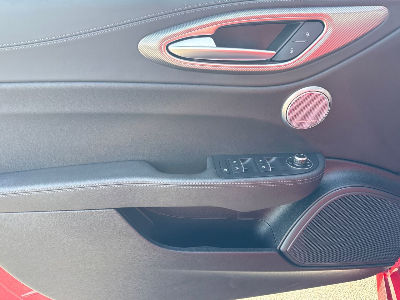 2024 Alfa Romeo Giulia Veloce