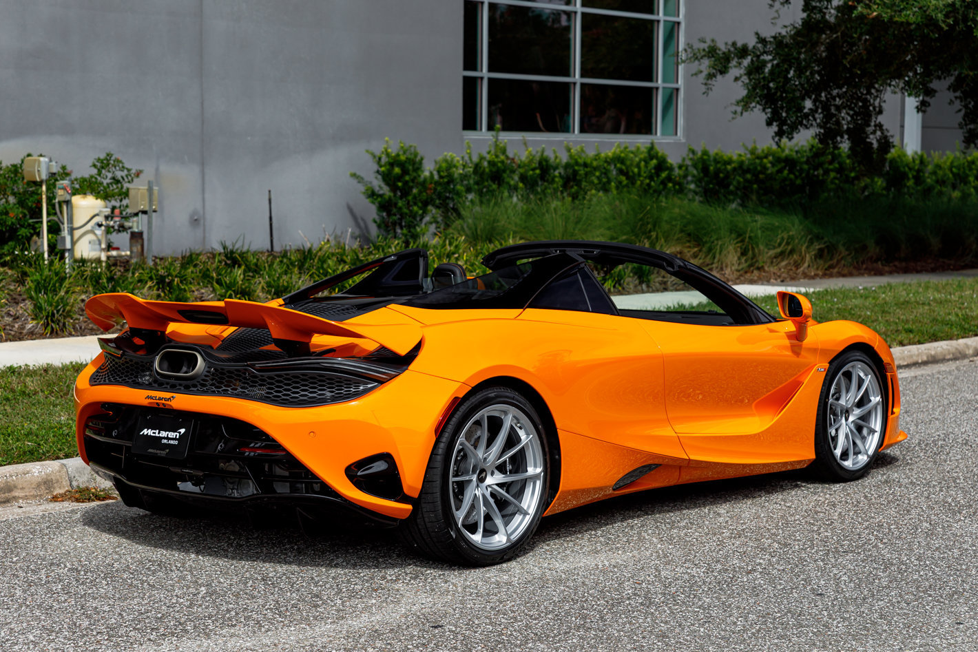 New 2027 McLaren 750S Spider photo 15