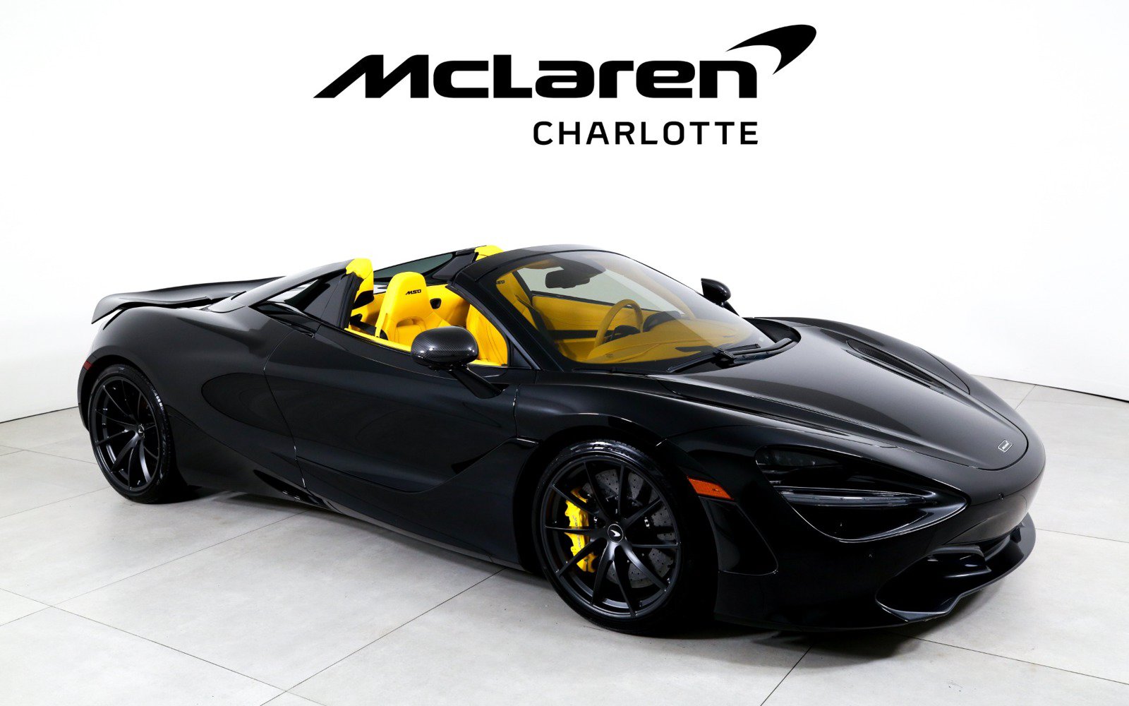 Used 2022 McLaren 720S Spider photo 2