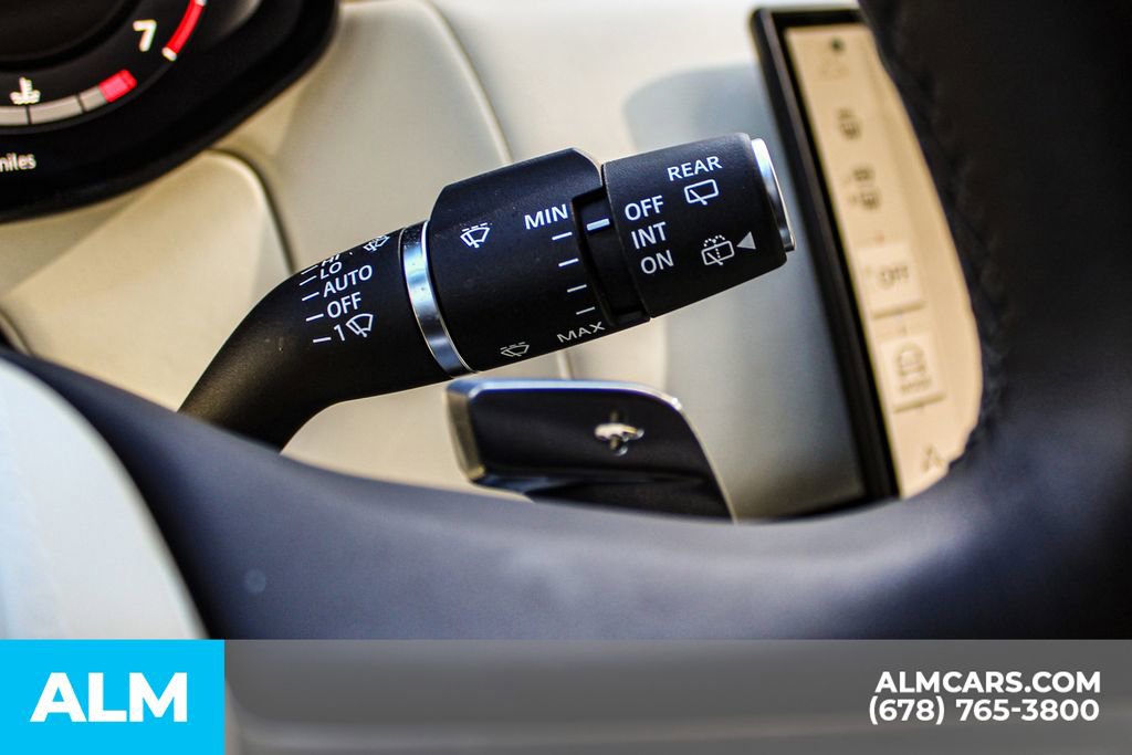 2025 Land Rover Range Rover Long Wheelbase SE