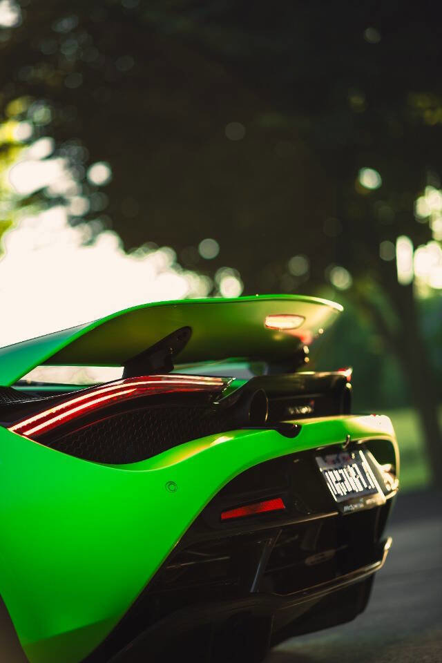 Used 2018 McLaren 720S Performance photo 32