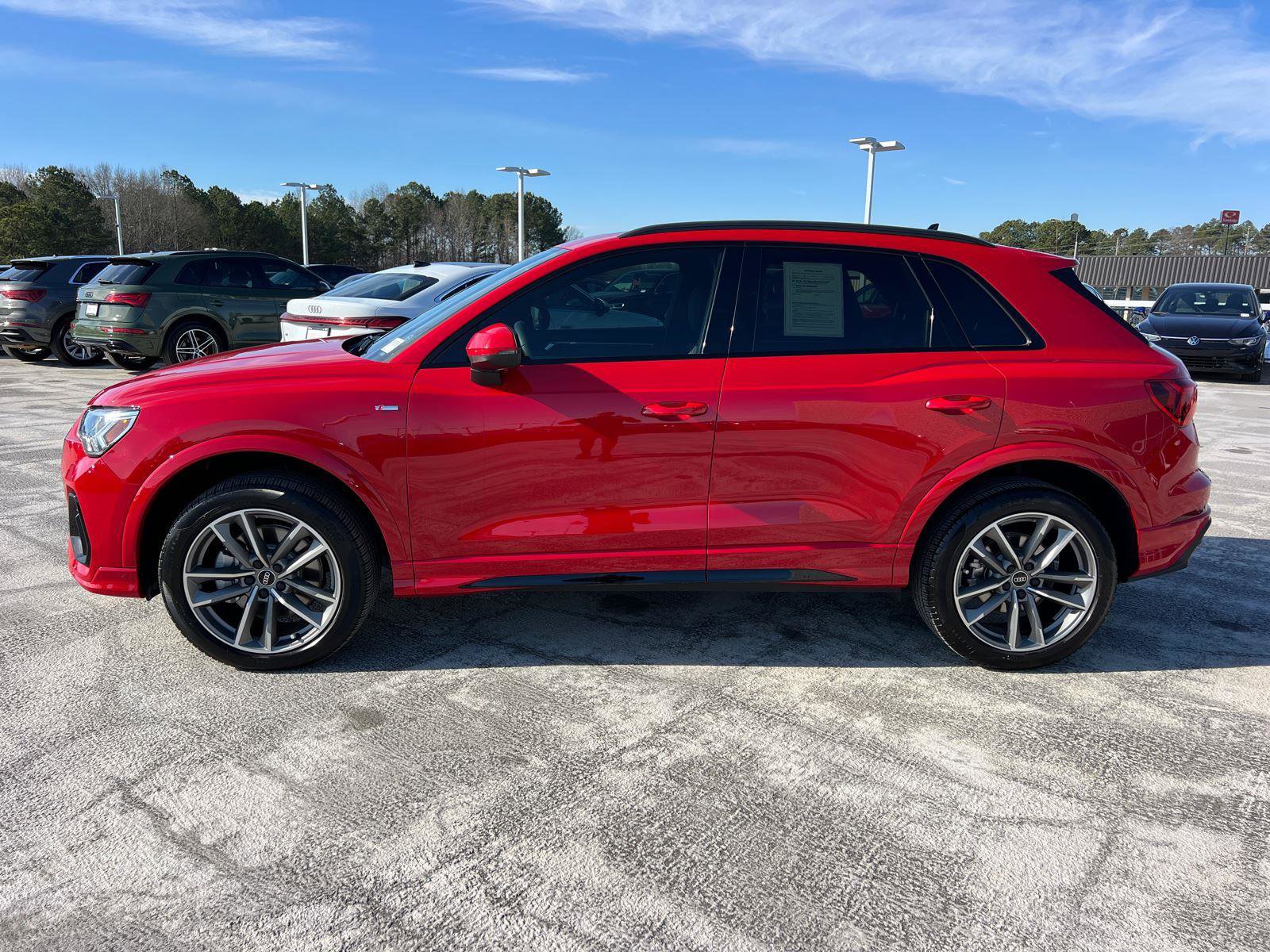 2025 Audi Q3 2.0T Premium